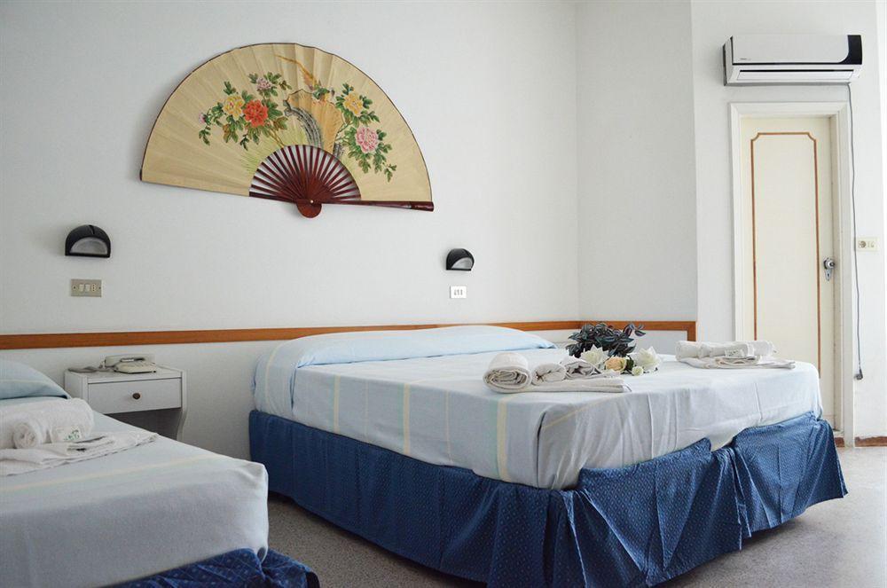 Hotel Arena Cattolica Extérieur photo